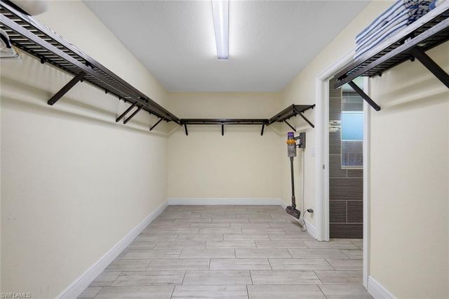 27741 Roslin PL, Bonita Springs, FL 34135
