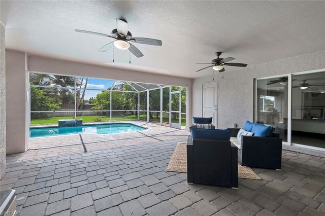 27741 Roslin PL, Bonita Springs, FL 34135