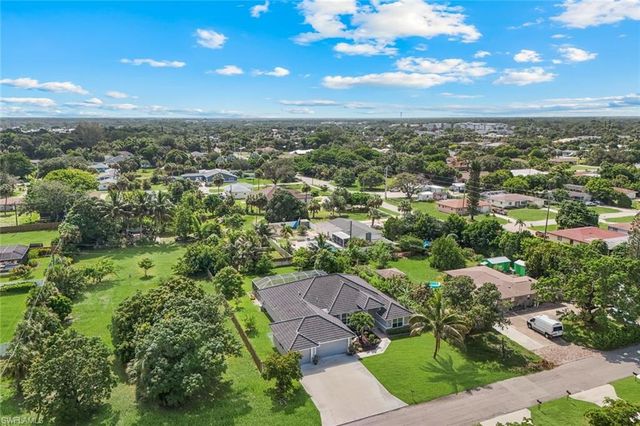27741 Roslin PL, Bonita Springs, FL 34135