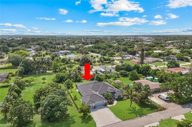 27741 Roslin PL, Bonita Springs, FL 34135