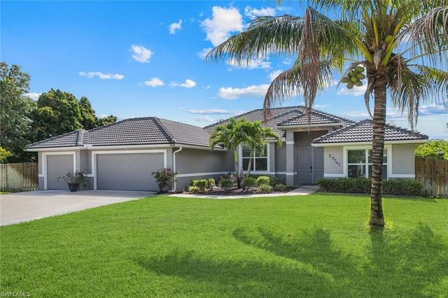 27741 Roslin PL, Bonita Springs, FL 34135