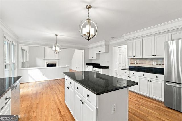 425 Fairford Lane, Duluth, GA 30097