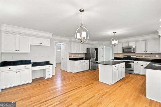 425 Fairford Lane, Duluth, GA 30097