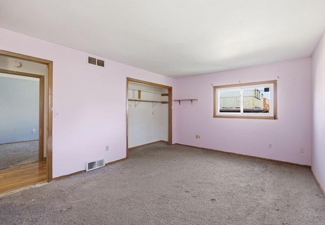1336 S 92nd STREET, West Allis, WI 53214