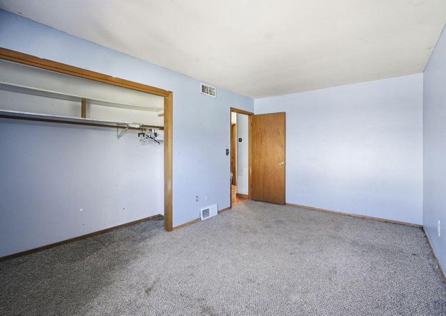 1336 S 92nd STREET, West Allis, WI 53214