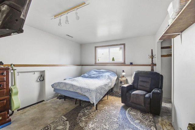 1336 S 92nd STREET, West Allis, WI 53214