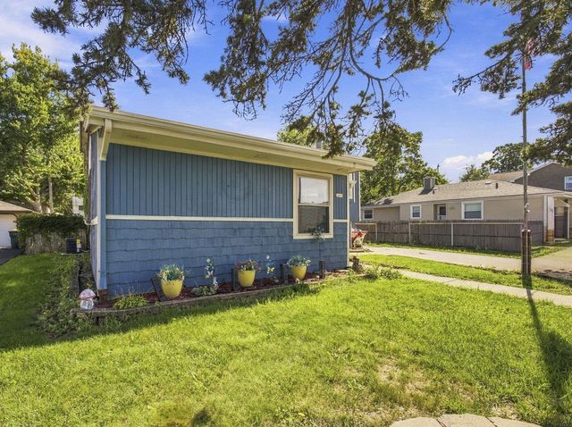 1336 S 92nd STREET, West Allis, WI 53214