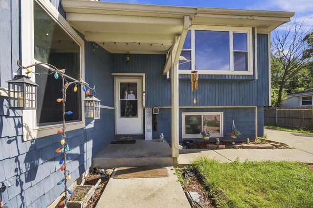 1336 S 92nd STREET, West Allis, WI 53214