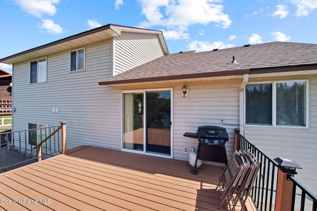 720 Stoneridge RD, Blanchard, ID 83804