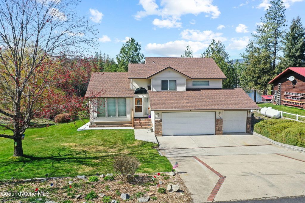 720 Stoneridge RD, Blanchard, ID 83804