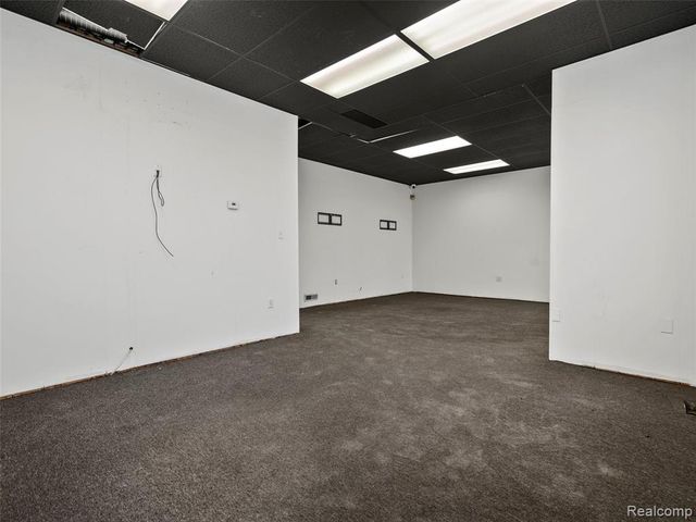 23409 Dequindre Road, Hazel Park, MI 48030