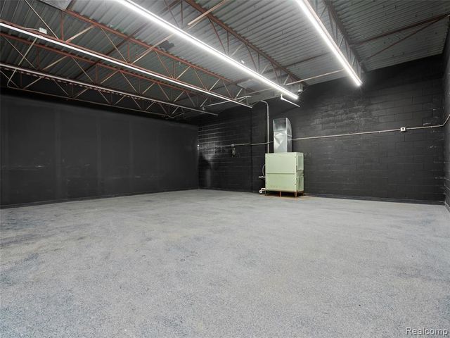 23409 Dequindre Road, Hazel Park, MI 48030