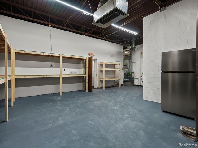 23409 Dequindre Road, Hazel Park, MI 48030