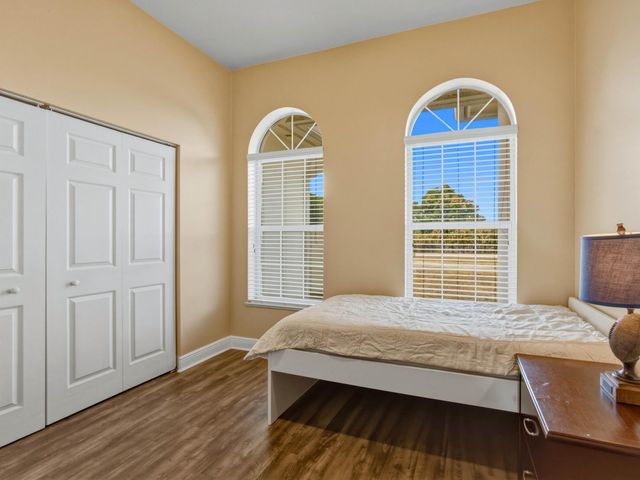 18852 43rd Road N, The Acreage, FL 33470