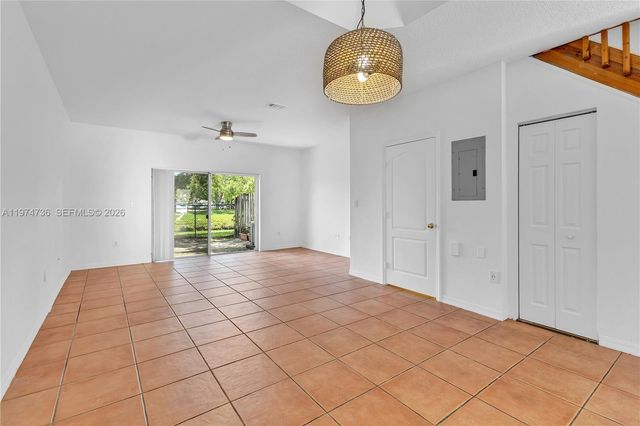 15750 SW 92nd Ave 20C, Palmetto Bay, FL 33157