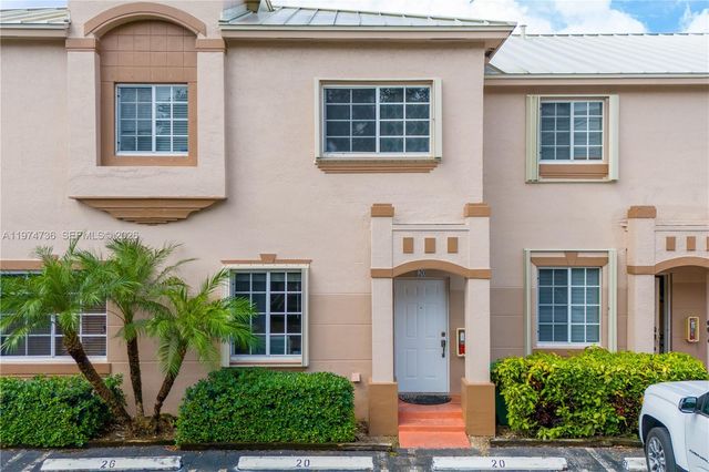 15750 SW 92nd Ave 20C, Palmetto Bay, FL 33157