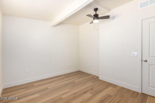 6049 W Laurie Lane Apt 5, Glendale, AZ 85302