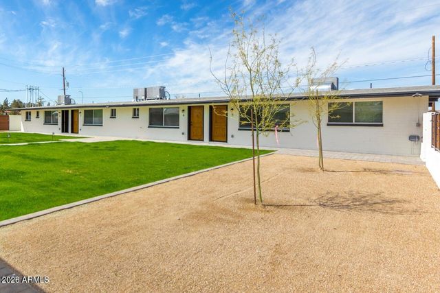 6049 W Laurie Lane Apt 5, Glendale, AZ 85302