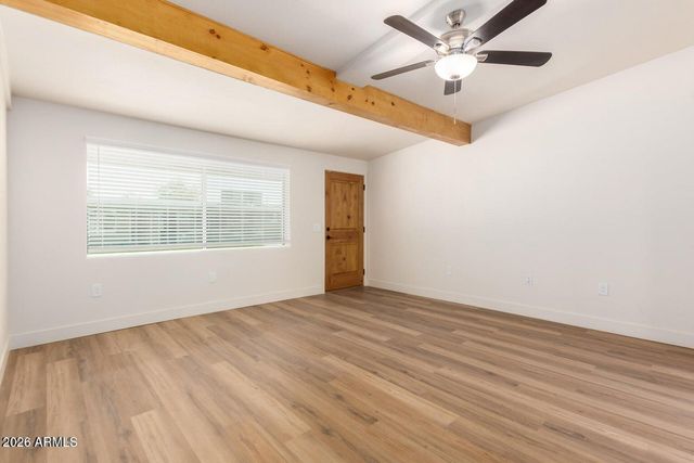 6049 W Laurie Lane Apt 5, Glendale, AZ 85302