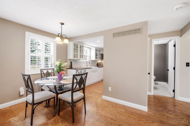 4290 Fox Hollow Drive, Cincinnati, OH 45241