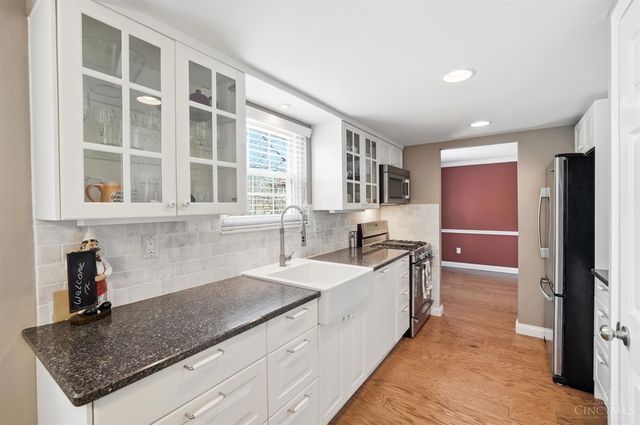 4290 Fox Hollow Drive, Cincinnati, OH 45241