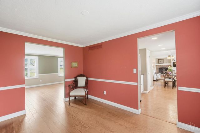 4290 Fox Hollow Drive, Cincinnati, OH 45241