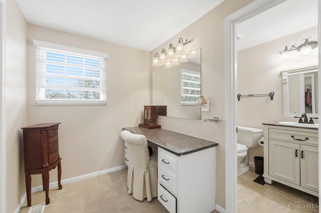 4290 Fox Hollow Drive, Cincinnati, OH 45241