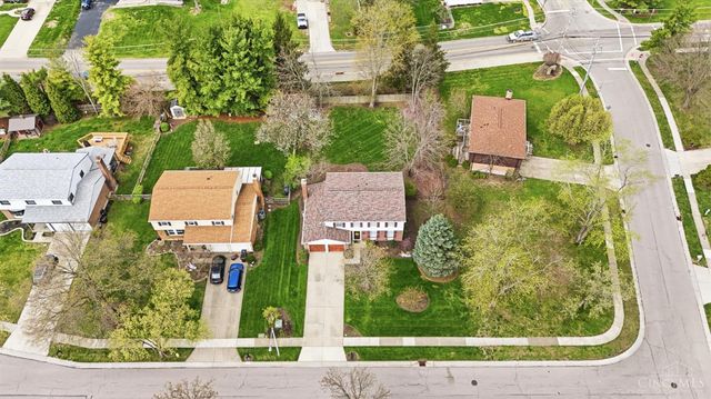 4290 Fox Hollow Drive, Cincinnati, OH 45241