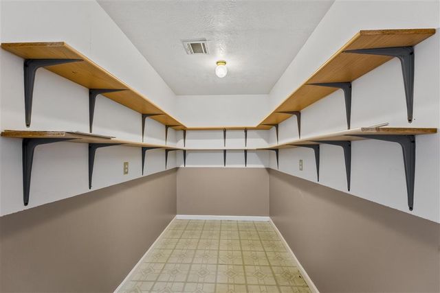 4024 Fourden Lane, Lake Charles, LA 70607