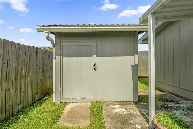 4024 Fourden Lane, Lake Charles, LA 70607