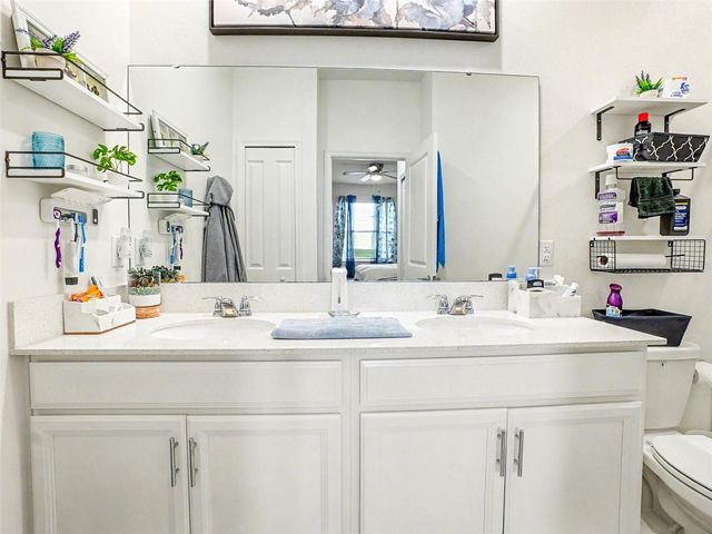 969 LAUREL VIEW WAY, Groveland, FL 34736