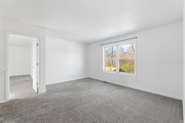 2823 Jacobs Creek Run, Fort Wayne, IN 46825