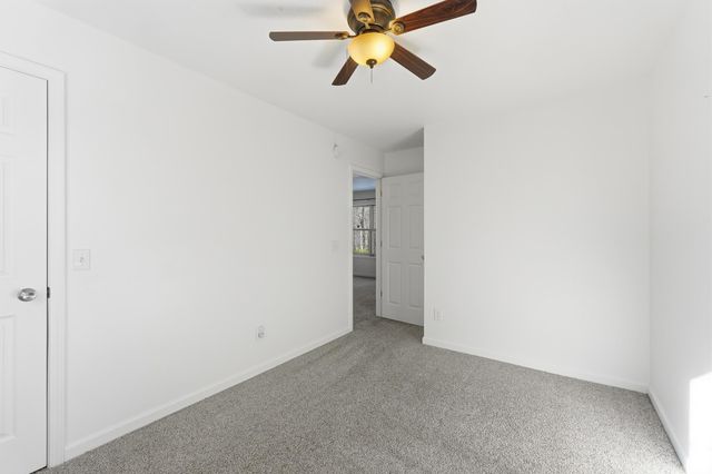 2823 Jacobs Creek Run, Fort Wayne, IN 46825