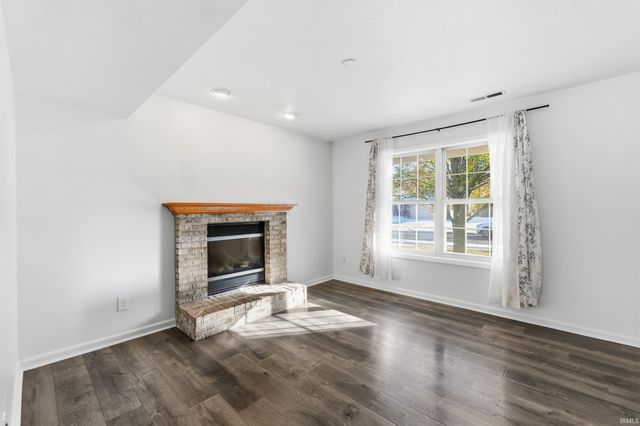 2823 Jacobs Creek Run, Fort Wayne, IN 46825