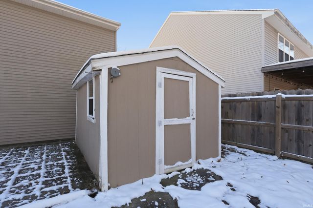 2823 Jacobs Creek Run, Fort Wayne, IN 46825