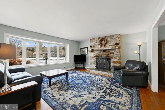 1 WINDEMERE PKWY, Phoenix, MD 21131