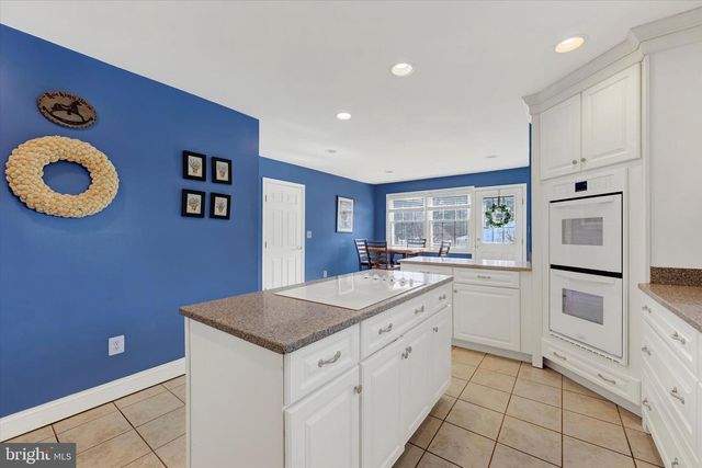 1 WINDEMERE PKWY, Phoenix, MD 21131