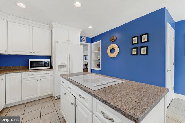 1 WINDEMERE PKWY, Phoenix, MD 21131