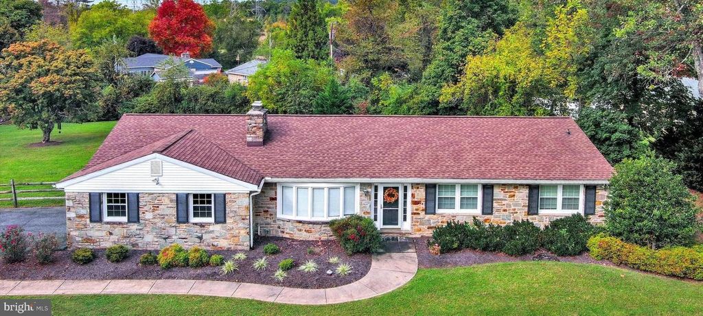 1 WINDEMERE PKWY, Phoenix, MD 21131