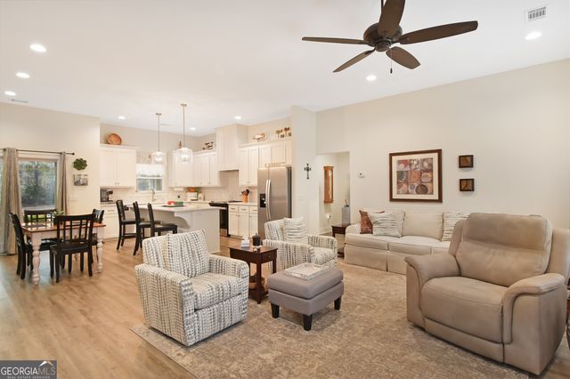 1021 Kyles Loop NE, Townsend, GA 31331