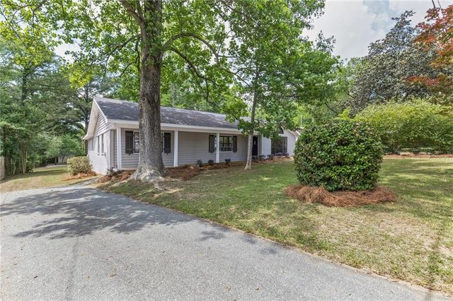 2404 Pavan Drive, Mobile, AL 36693