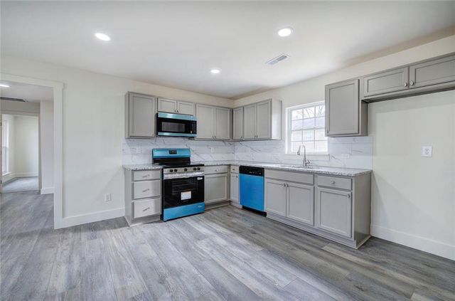 30 Grove Circle, Cartersville, GA 30120