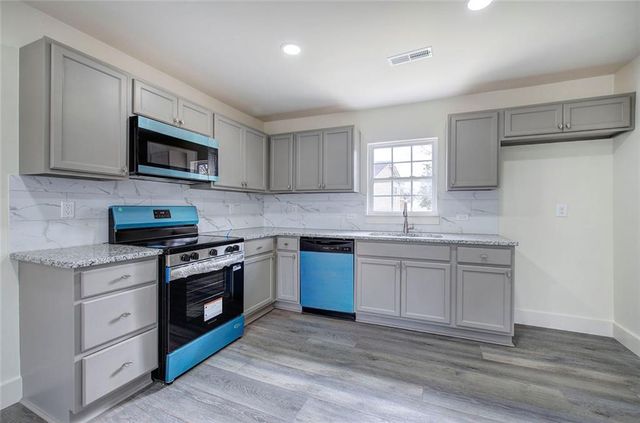 30 Grove Circle, Cartersville, GA 30120