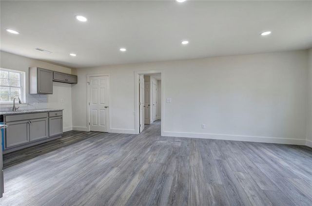 30 Grove Circle, Cartersville, GA 30120