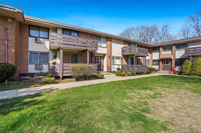 52 Sierra Vista Lane, Valley Cottage, NY 10989