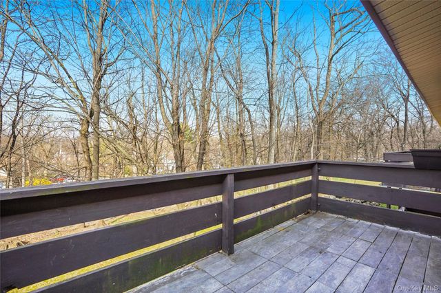 52 Sierra Vista Lane, Valley Cottage, NY 10989