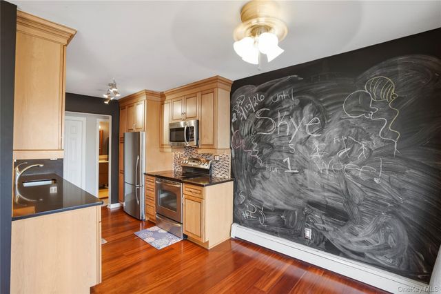 52 Sierra Vista Lane, Valley Cottage, NY 10989