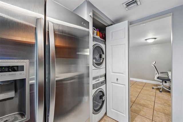 2830 Riverside Drive 103-3, Coral Springs, FL 33065