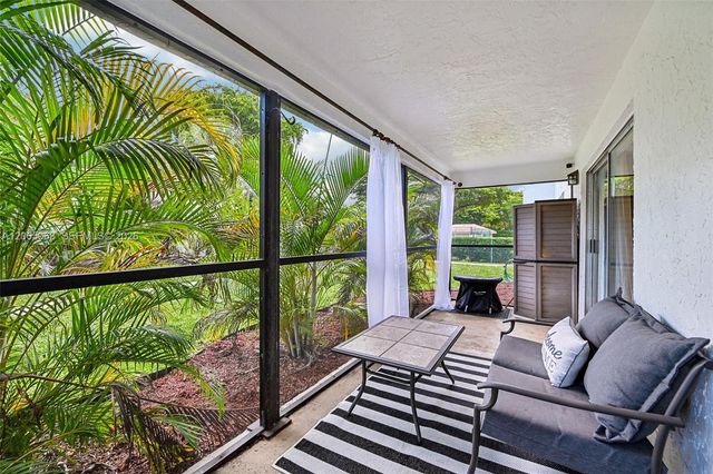 2830 Riverside Drive 103-3, Coral Springs, FL 33065