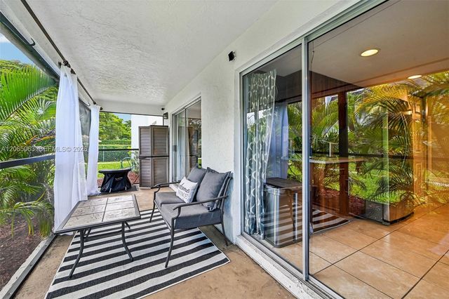 2830 Riverside Drive 103-3, Coral Springs, FL 33065